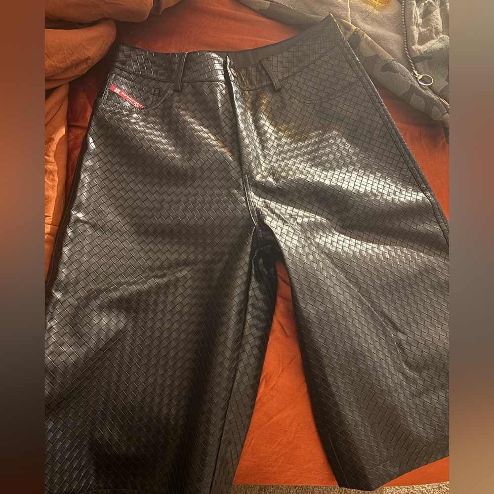 NEW Woven Leather Shorts - Picture 4 of 8